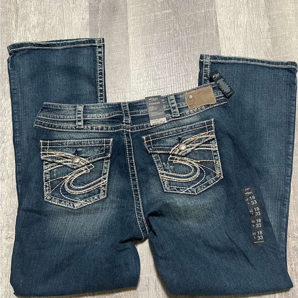 Silver Jeans Co. Dark Blue Boot Cut Women's Jeans
